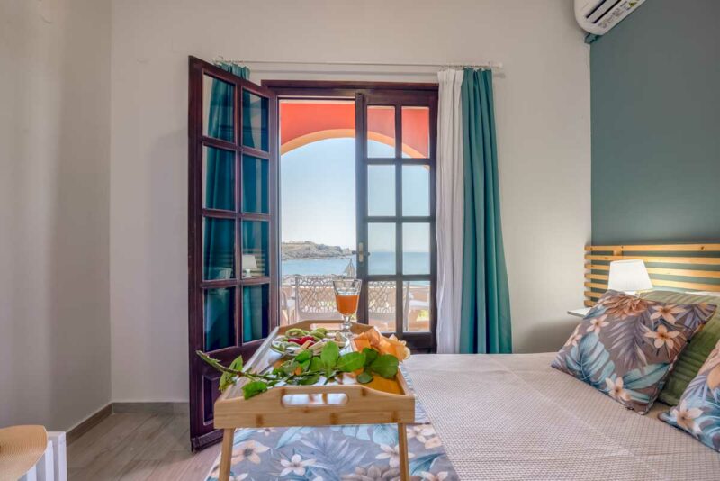 Two-Bedroom Apartment with Sea View for guests